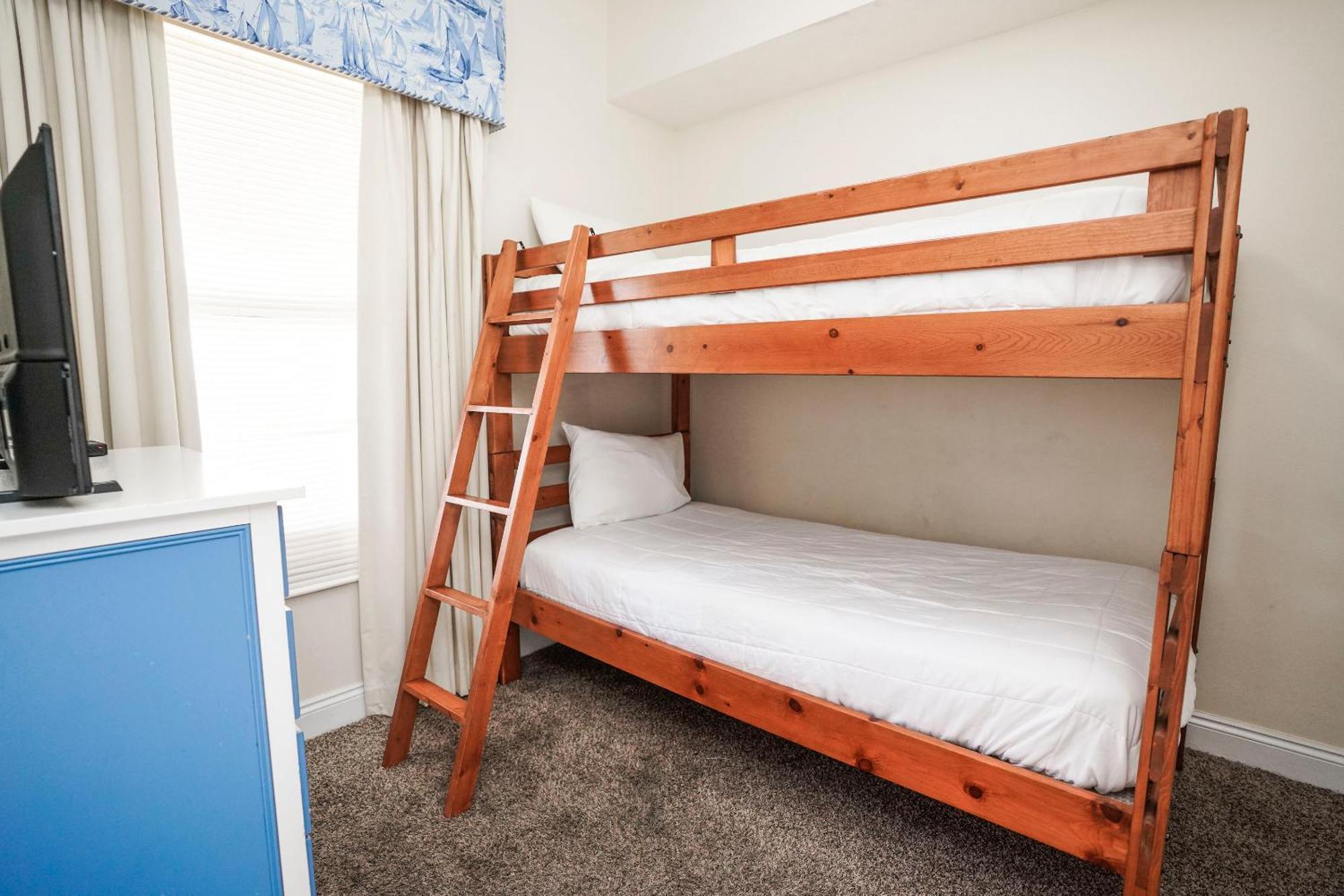 Apartment Calypso Panama City Beach